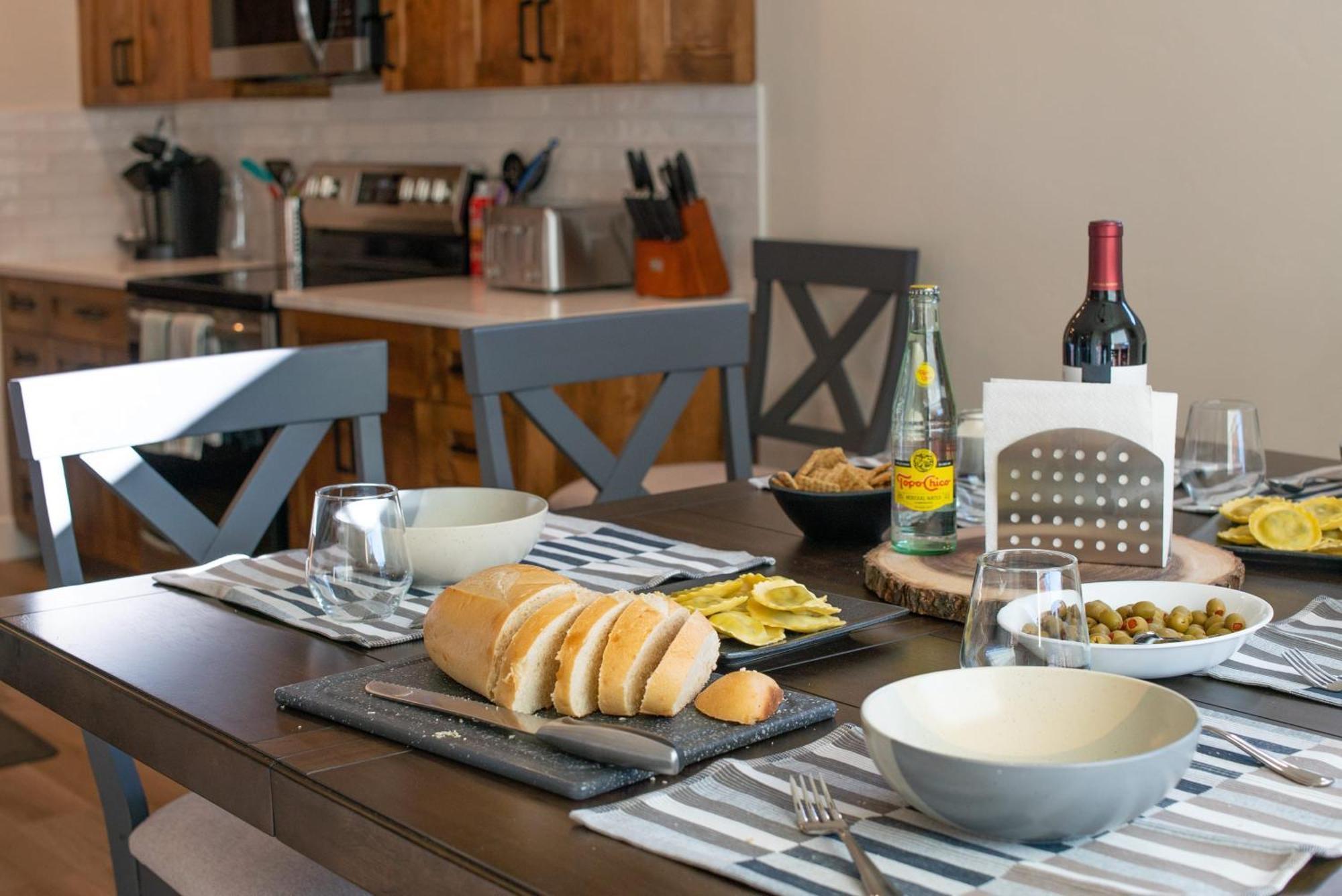 Hollywood Hangout - New West Properties Kanab Extérieur photo